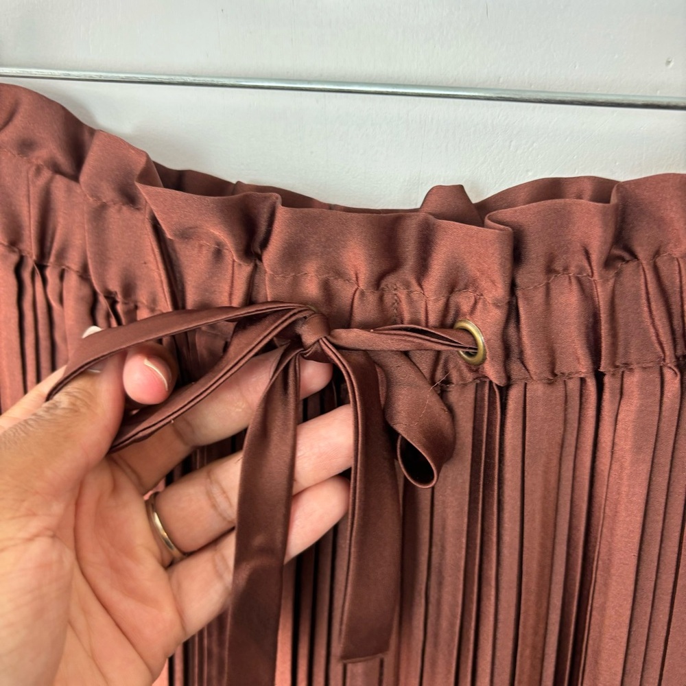 Anthropologie High Waisted Plissé Wide Leg Pants Brown Size XL - Picture 6 of 9
